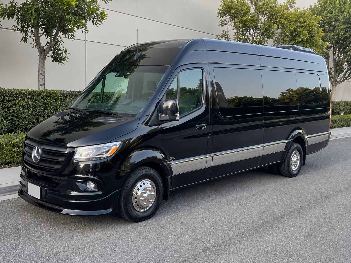 arrange transportation for your next corporate event 2
