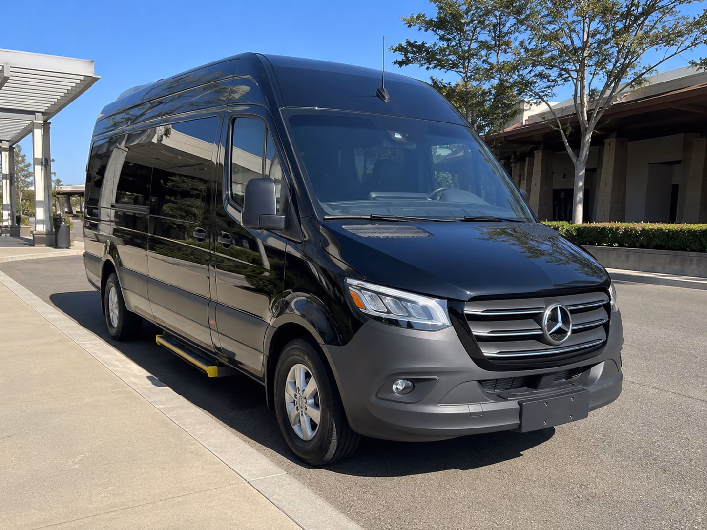 arrange transportation for your next prom 3