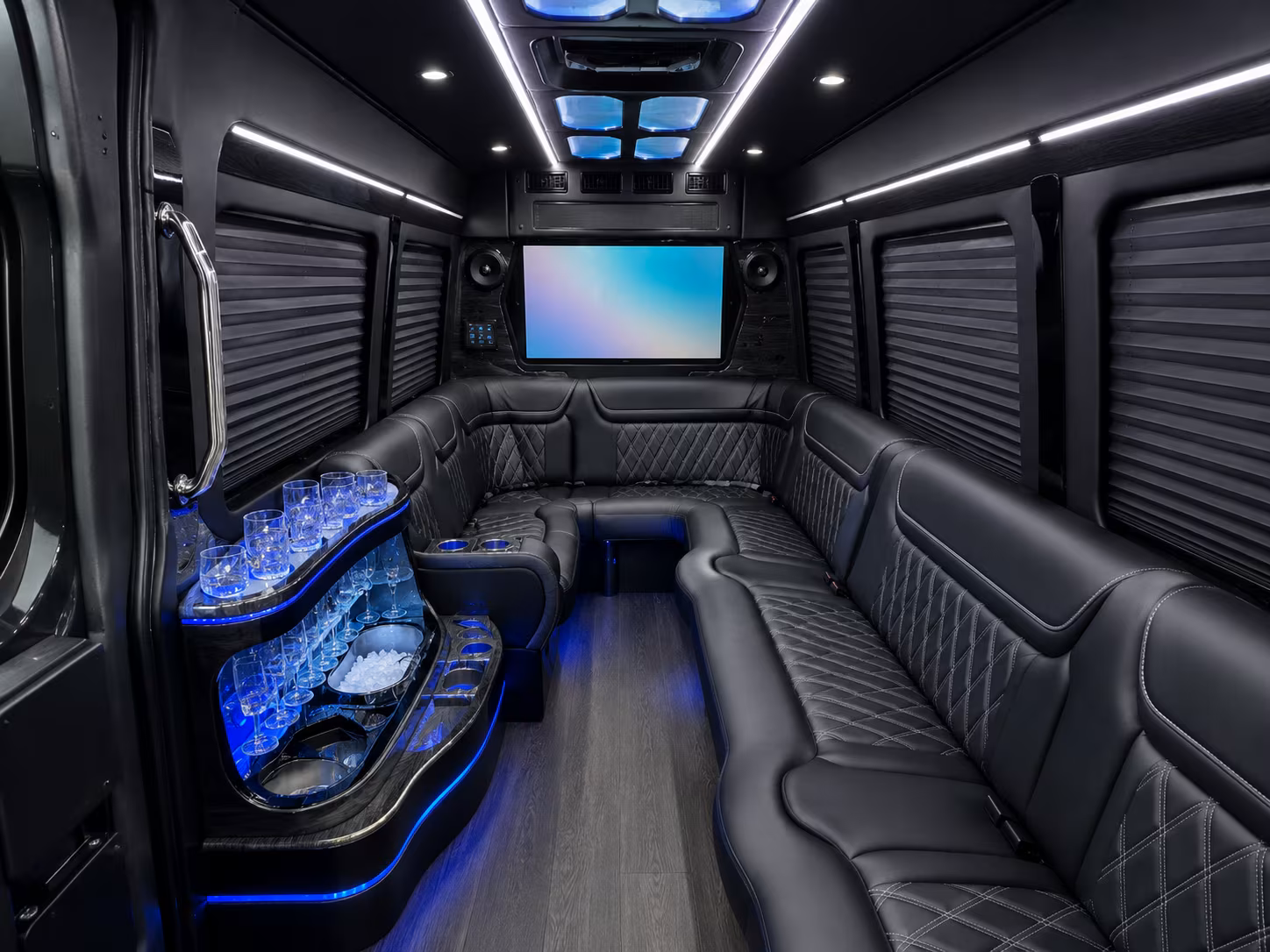 arrange transportation for your next wedding 1