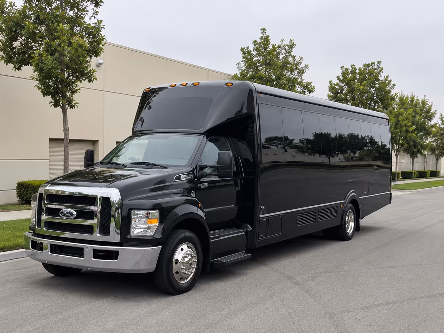 college game day buses to k state ku and big 12 venues