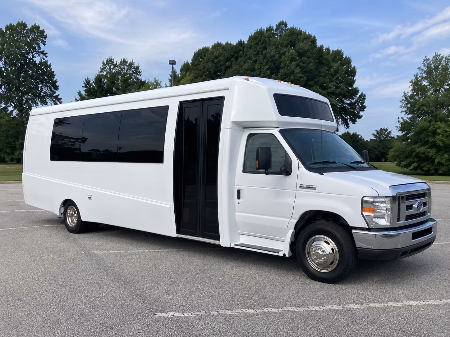 olathe 18 passenger party bus