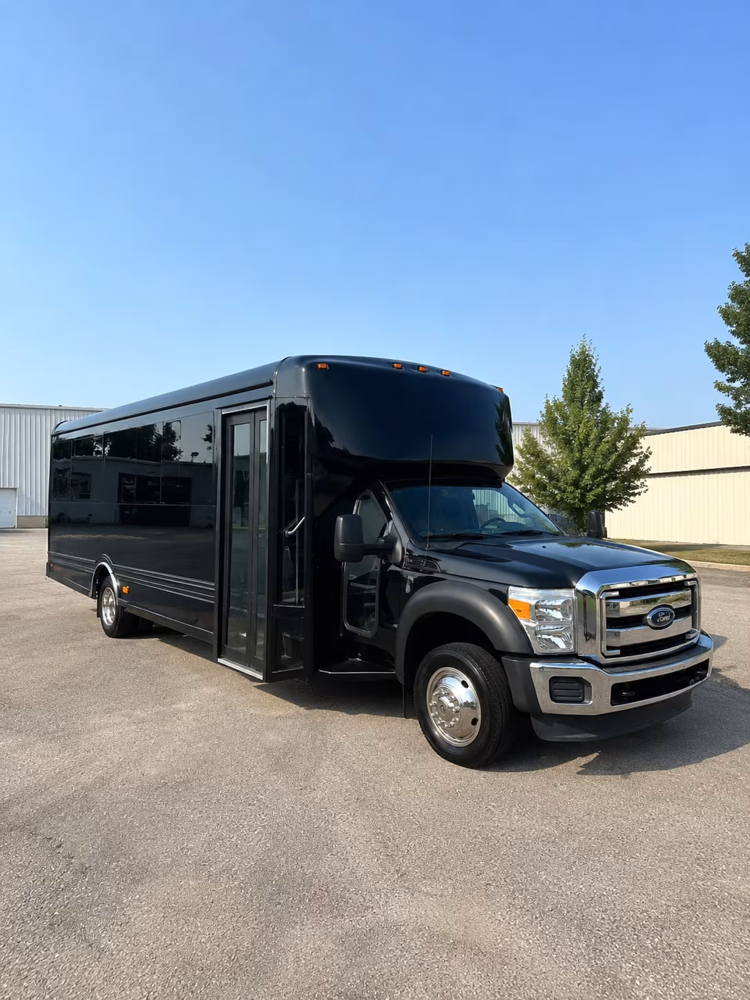 party buses to azura amphitheater shows and bonner springs festivals
